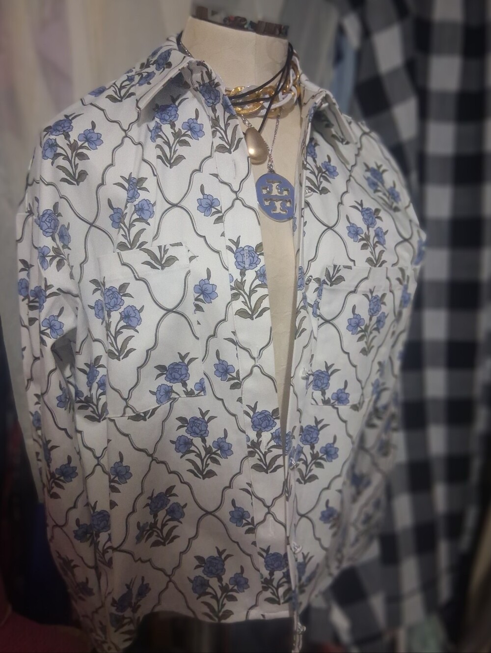 Sam & Jess Nwt White Button-Up Shirt with Blue Floral Tile Print M/L